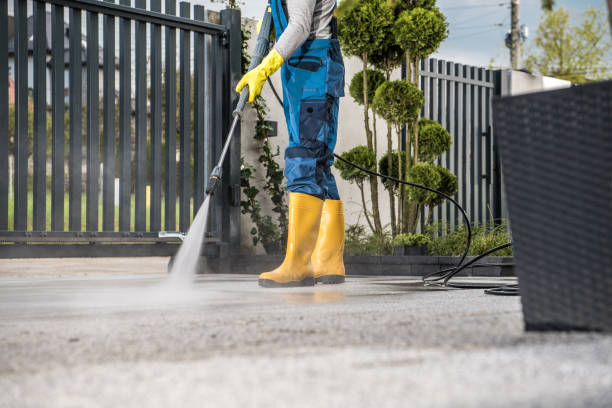Best Commercial Building Pressure Washing  in Tennille, GA